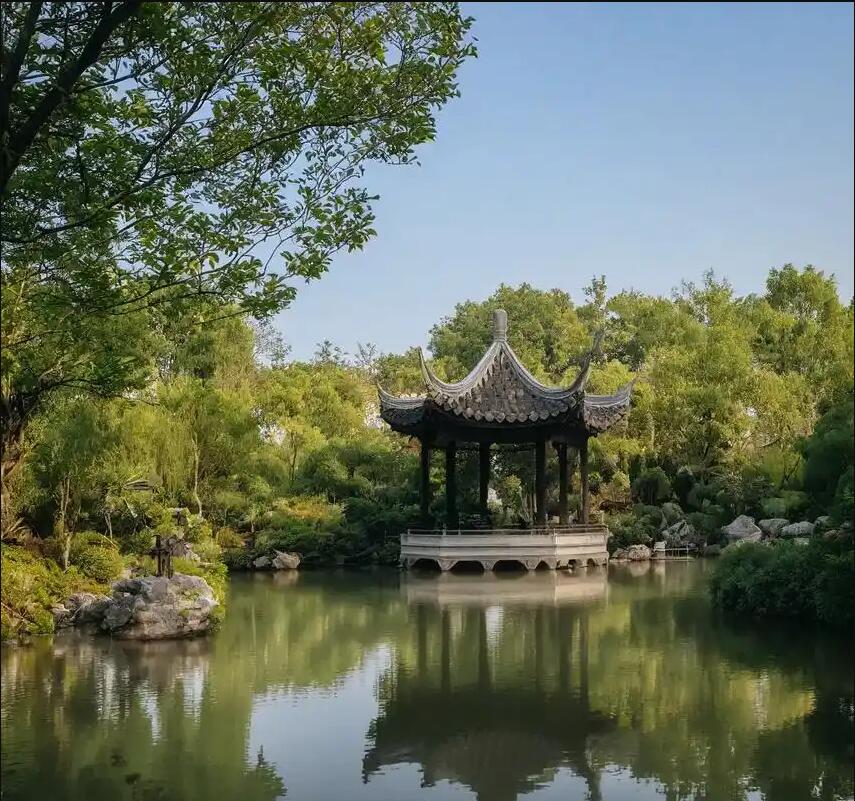 重庆梦露餐饮有限公司